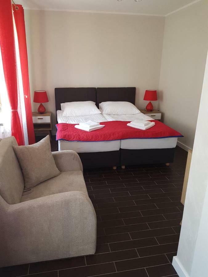 Apartamenty Беловеж Экстерьер фото