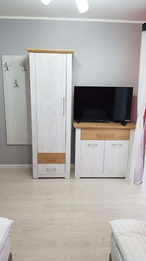 Apartamenty Беловеж Экстерьер фото